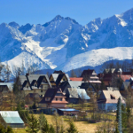 To najwyżej położona wieś w Polsce. Takiego widoku na Tatry nie ma żadna inna