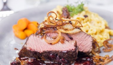 To najzdrowsze mięso, ale na polskim stole pojawia się od święta. Bez chemii, mało tłuszczu, dużo białka