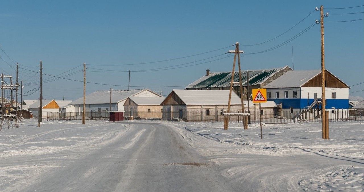 To najzimniejsza miejscowość na ziemi. Na stałe żyje tam ponad 400 osób. /Ilya Varlamov /Wikipedia