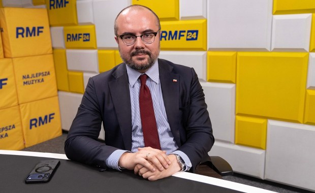 "To nie jest korzystne". Jabłoński o ucieczce Ziobry do USA