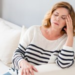 "To nie jest zwykłe osłabienie czy niewyspanie". Choroba miesiącami utrudnia życie