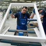 To nie koniec fali zwolnień u producenta okien? Związkowcy chcą interwencji PIP