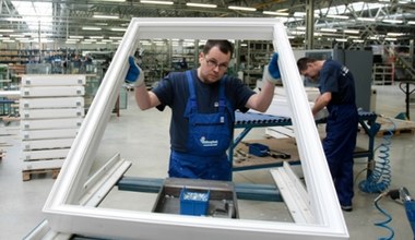 To nie koniec fali zwolnień u producenta okien? Związkowcy chcą interwencji PIP