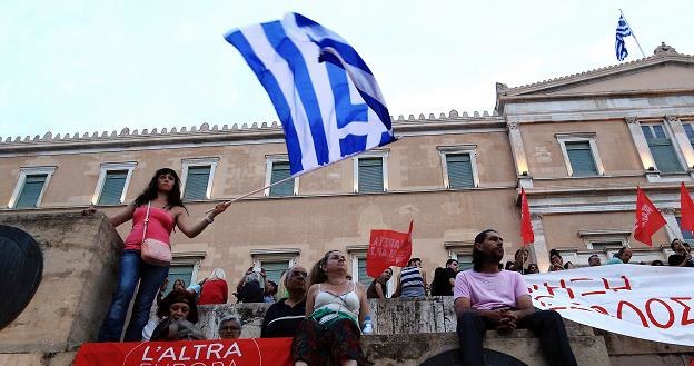 To nie leniwi Grecy doprowadzili do bankructwa swojego kraju? /EPA