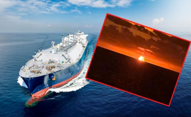 To nie zachód słońca, a płonący rosyjski gazowiec na Morzu Śródziemnym