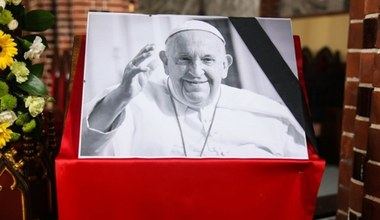 To oficjalna przyczyna śmierci papieża Franciszka. Udar mózgu powikłany śpiączką 