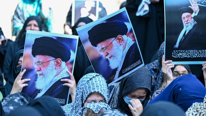 To on zostanie nowym przywódcą Iranu? Ma poparcie ważnej siły w państwie