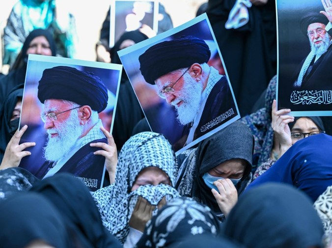 To on zostanie nowym przywódcą Iranu? Ma poparcie ważnej siły w państwie