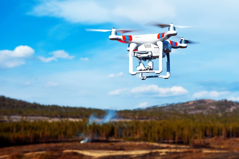 To pierwszy raz, kiedy kalifornijskie służby zatrzymały właściciela drona na podstawie nagrania z internetu /123RF/PICSEL