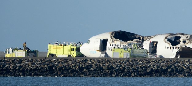 To pierwszy wypadek samolotu linii Asiana od 20 lat /JOHN G. MABANGLO /PAP/EPA