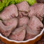 To prawdziwa bomba odżywcza, ale nie chcemy jeść. Wzmacnia stawy, dostarcza żelaza i kolagenu 