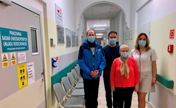 To rzadka i trudna do wykrycia choroba. Szpital w Zdunowie pomaga pacjentom z IPF