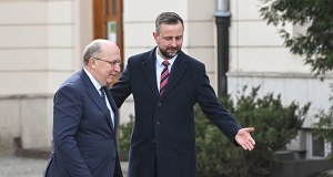 "To są pieniądze dla Polaków". Co wyprodukujemy?