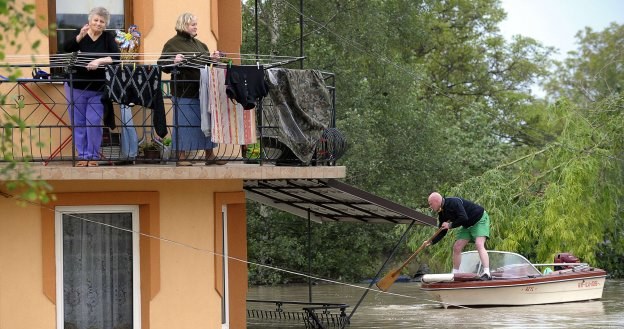 To samo zdarzenie w świetle różnych ubezpieczeń może być objęte lub wykluczone z ubezpieczenia /AFP