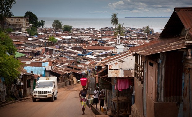 To się nadal dzieje w XXI wieku. Kobiece nogi kosztują tu 3 tys. dol.