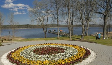 To uzdrowisko oferuje najczystsze powietrze w Polsce. Seniorzy je uwielbiają 