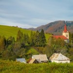 seniorzy To uzdrowisko warto odwiedzić wiosną. Ogrody zapierają dech w piersiach