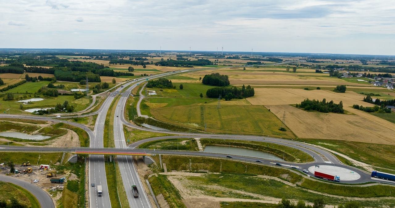 To, że droga wygląda na gotową, nie oznacza, że prace zostały zakończone. /GDDKiA / Krzysztof Nalewajko /GDDKiA