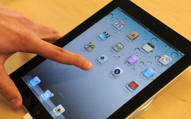 To, że powstanie zmniejszona wersja iPada potwierdza nawet Samsung /AFP