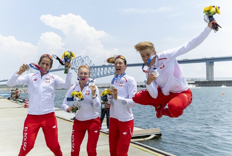 Tokio 2020 - Czwórka podwójna kobiet zdobyła srebro /Iwanczuk/Sport/REPORTER /East News