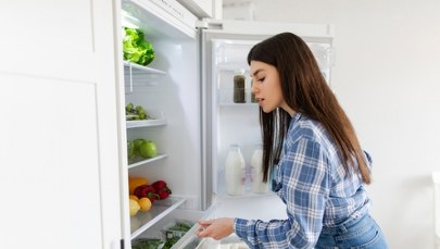 Toksyczna po wyjęciu z lodówki? Tych produktów nie przechowuj w chłodzie