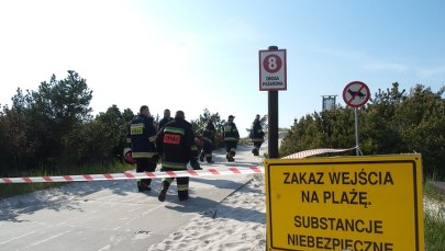 Toksyczna substancja na plaży w Czołpinie
