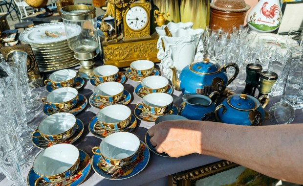 Toksyczny składnik w starej porcelanie. O tym warto wiedzieć