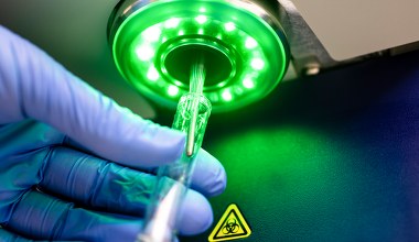 Toksyny z generatora AI. Chiny opracowały potencjalną broń biologiczną