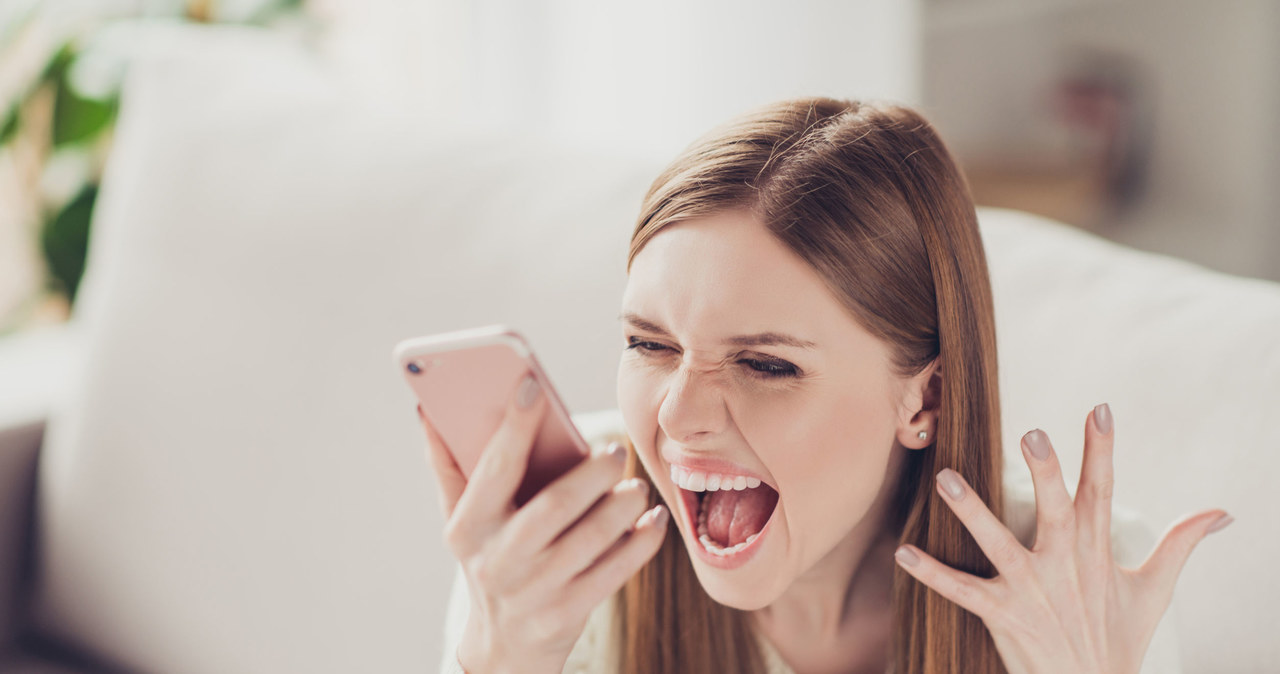 Tolerowanie przemocy sprawia, że z czasem możemy zacząć uznawać ją za coś "normalnego" /123RF/PICSEL