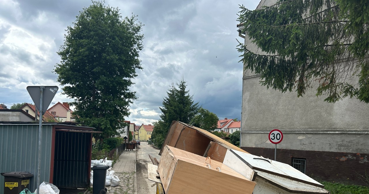 Tolkmicko: Trwa sprzątanie po ulewach