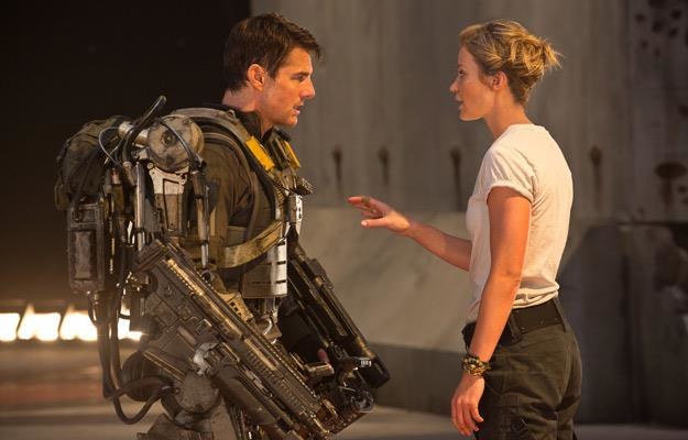 Tom Cruise i Emily Blunt w filmie "Na skraju jutra" /materiały prasowe