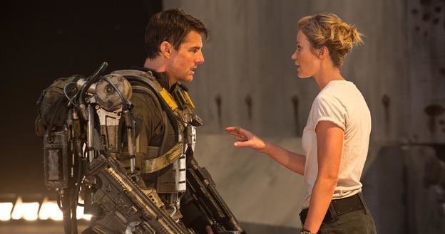 Tom Cruise i Emily Blunt w filmie "Na skraju jutra" /materiały prasowe