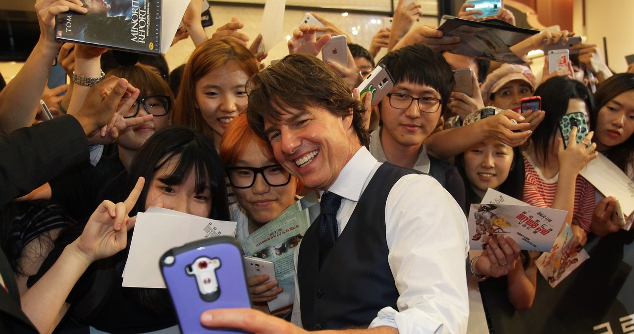 Tom Cruise z fankami /Chung Sung-Jun /Getty Images