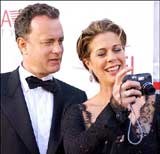 Tom Hanks z żoną Ritą Wilson podczas ceremonii /