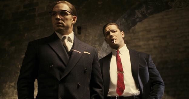 Tom Hardy i... Tom Hardy na zdjęciu promującym film "The Legend" /materiały prasowe