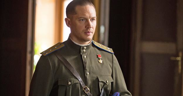 Tom Hardy w scenie z filmu "System" /materiały dystrybutora