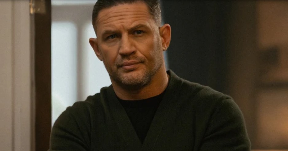 Tom Hardy w serialu "Strefa gangsterów" /SkyShowtime