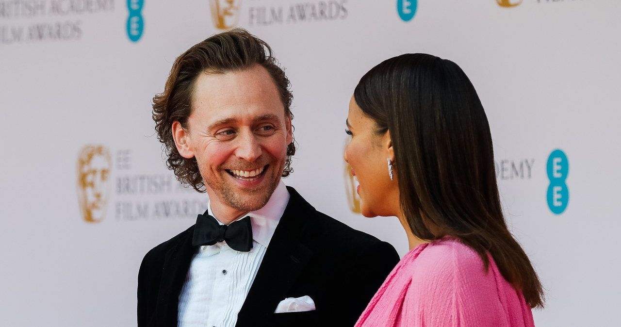 Tom Hiddleston i Zawe Ashton w marcu 2022 /Tristan Fewings /Getty Images