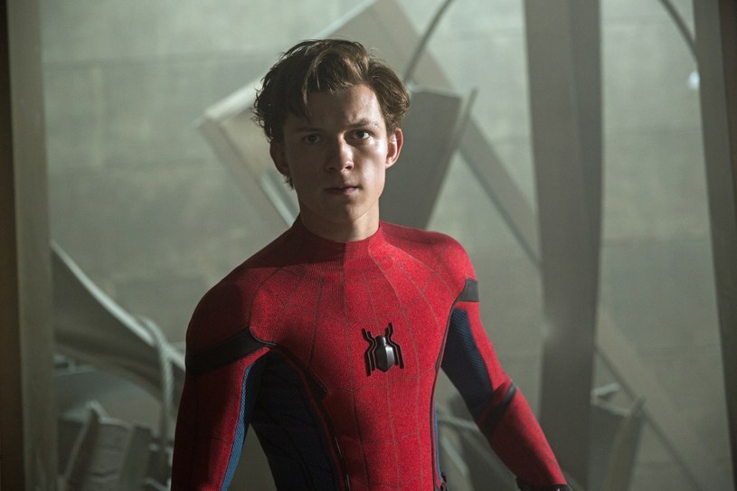 Tom Holland jest najmłodszym filmowym Spider-Manem w historii /materiały prasowe