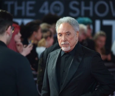 Tom Jones zwolniony z "The Voice". "Oburzające, jak go potraktowano"