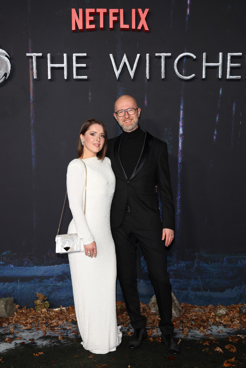 Tomasz Bagiński z żoną Moniką na uroczystej premierze "Wiedźmina" /StillMoving.net dla Netflix /materiały prasowe