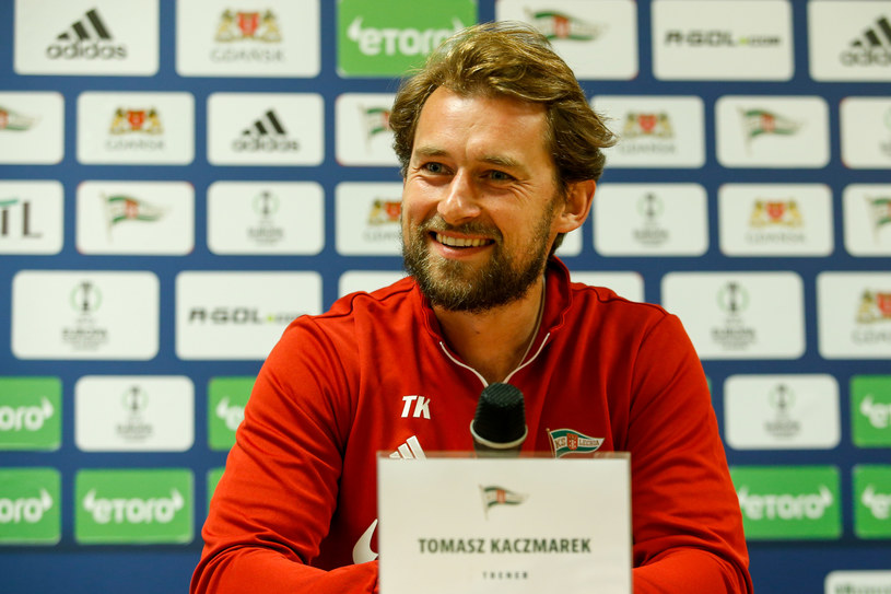 Tomasz Kaczmarek z Lechii Gdańsk dziś zadebiutuje w europejskich pucharach jako pierwszy trener /GRZEGORZ RADTKE /Newspix