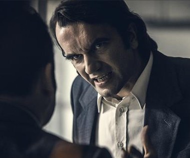 Tomasz Kot w scenie z filmu "Bogowie"