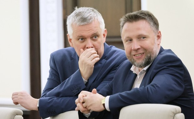 "Tomasz, posuń się, Marcin wraca". Kulisy zmian w MSWiA