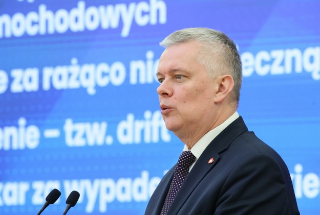 Tomasz Siemoniak / WOJCIECH OLKUSNIK  /East News