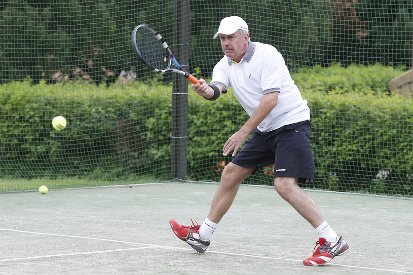Tomasz Stockinger świetnie gra w tenisa /AKPA