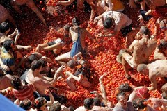 Tomatina - wielka bitwa na pomidory