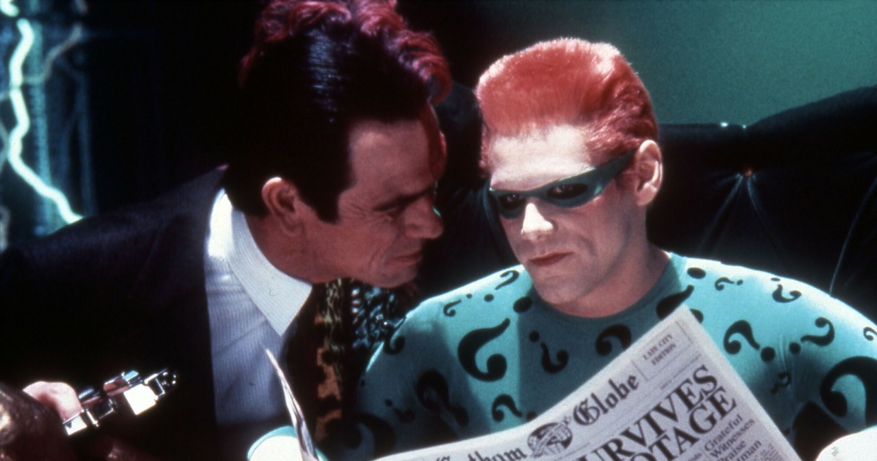 Tommy L:ee Jones i Jim Carrey w filmie "Batman Forever" /Warner Bros/Courtesy Everett Collection/Everett Collection/East /East News