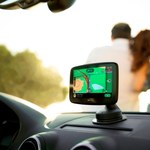 TomTom GO Essential - nawigacja z WiFi i wsparciem dla Siri oraz Google Now