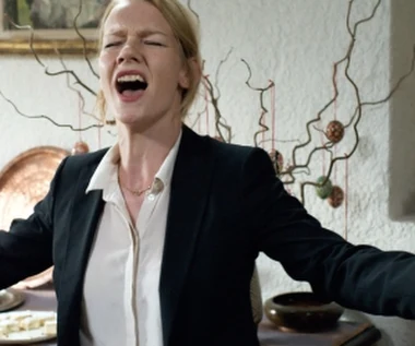 "Toni Erdmann": Sandra Hüller śpiewa hit Whitney Houston